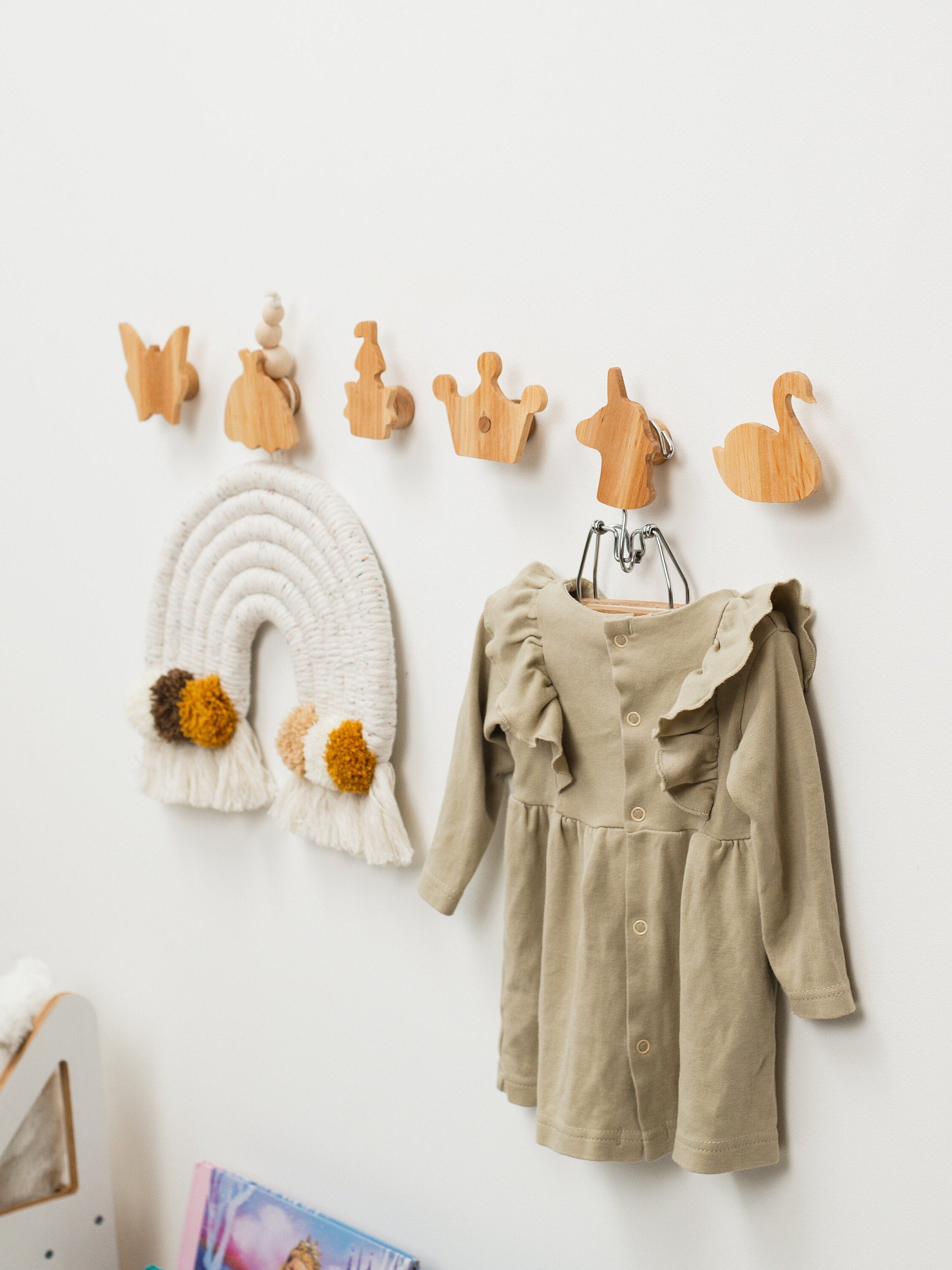 Nursery Decor Art, Gift For Child, Kids Room Shelf With Hooks Nursery Shelves, Kids Wall Bookshelf, Montessori Baby, Babyroom Decoration